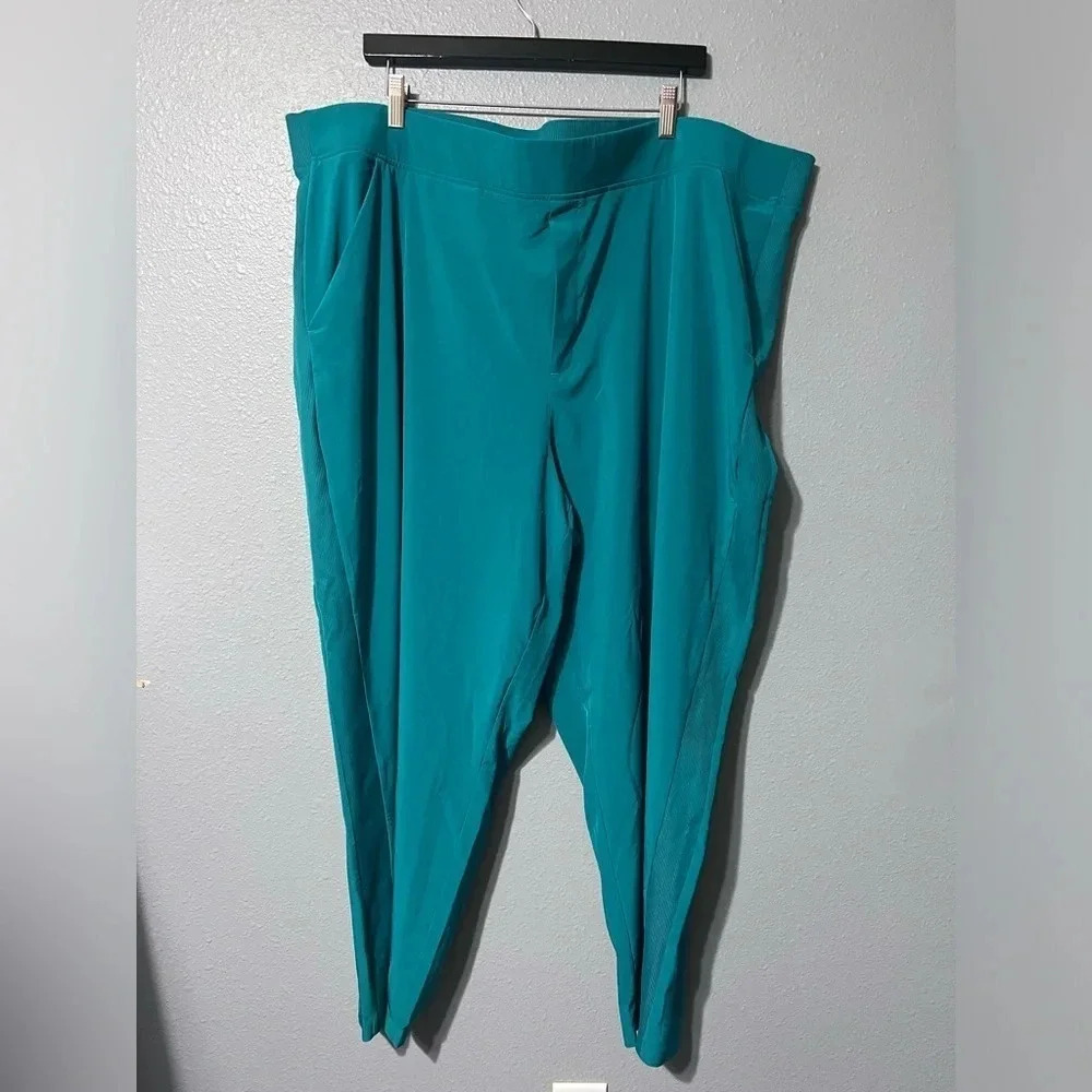 Athleta Brooklyn Ankle Pant Green Plus Sz 26 (3X) EUC Atleisure Travel Work Play